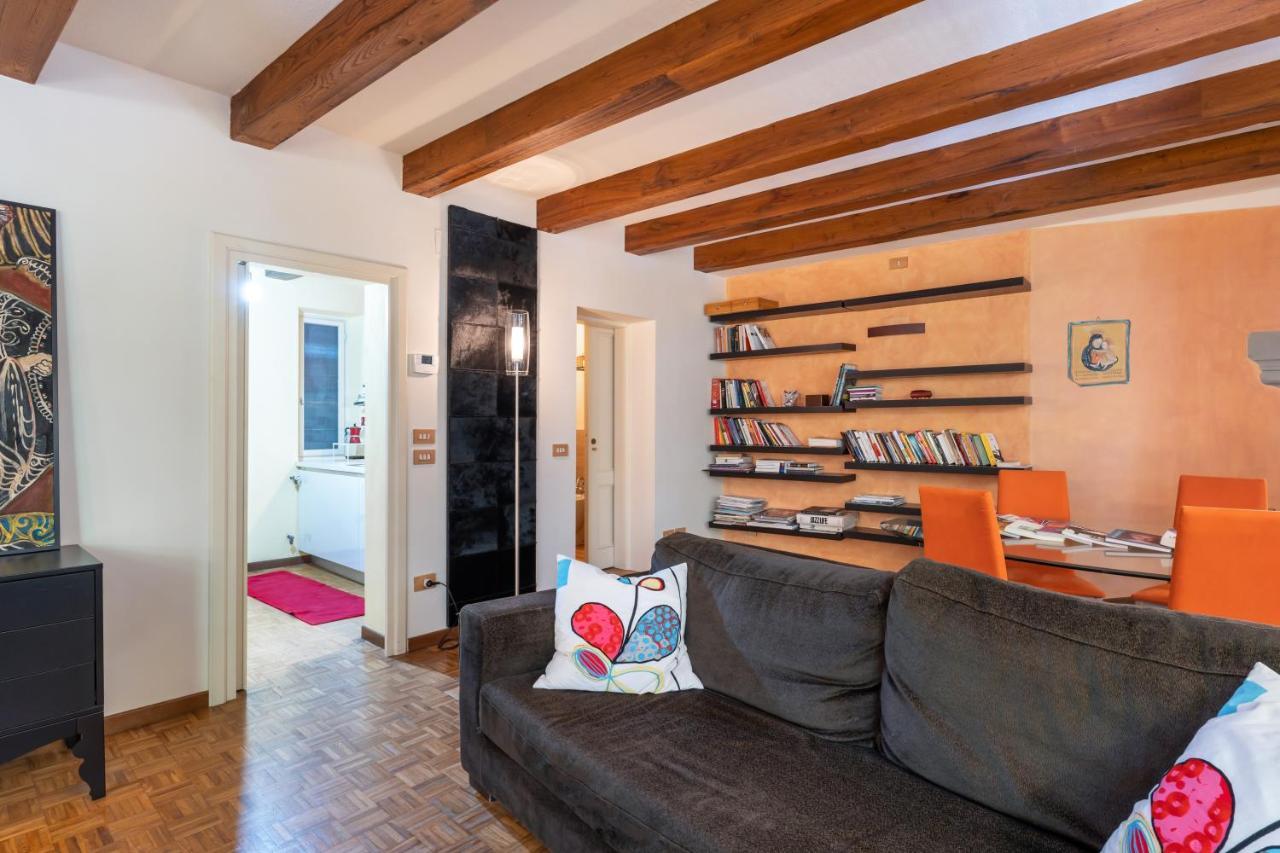 Apartment Piazza Napoleone Lovely Lucca